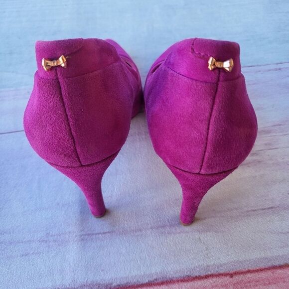 Ted‎ Baker Fuchsia Sayu Pointed Toe Suede Pump Stilleto Heels Size 5US - Picture 7 of 11